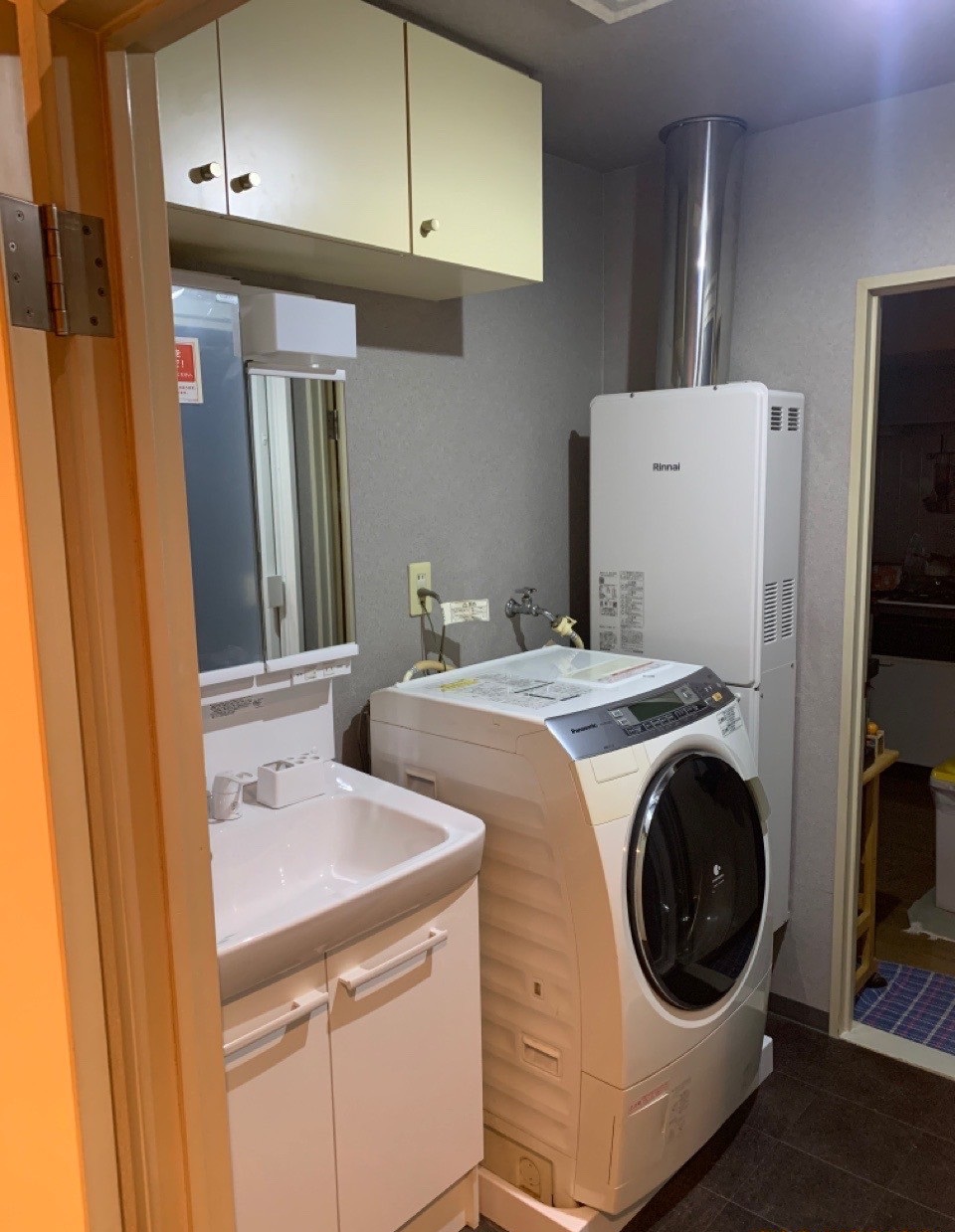 神奈川県藤沢市・洗面化粧台交換｜LIXILのオフト　施工後