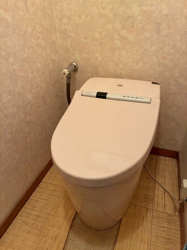 神奈川県横浜市_トイレリフォーム_施工前