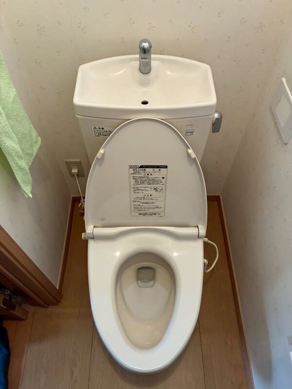 神奈川県横浜市_トイレ交換_施工前