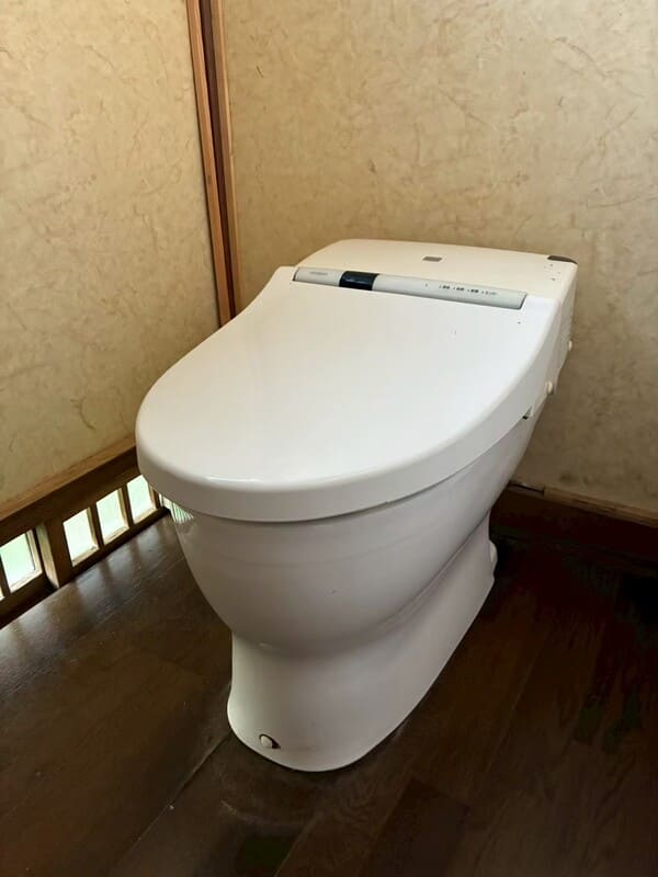 神奈川県横浜市_トイレリフォーム_施工前