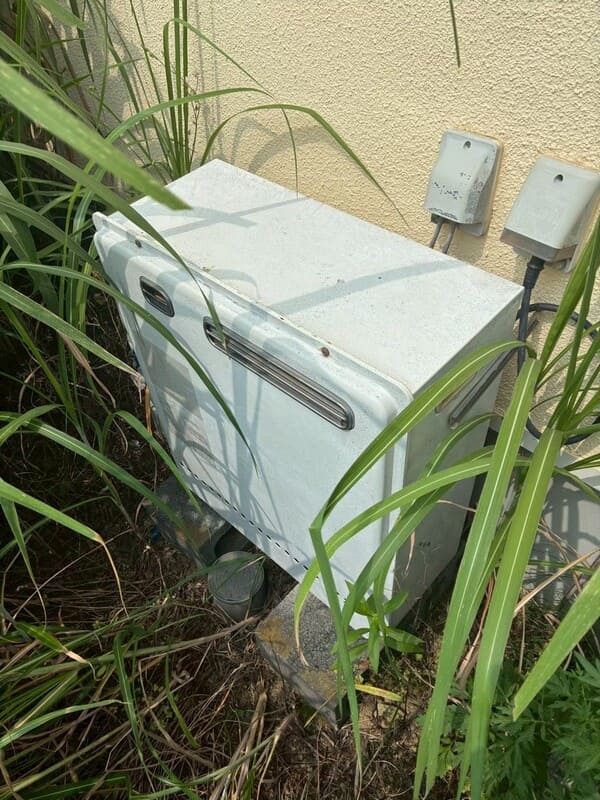 東京都町田市_給湯器交換_施工前