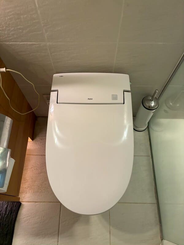 神奈川県横浜市_トイレリフォーム_施工後本体