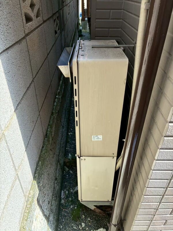 神奈川県横浜市_給湯器交換_施工前