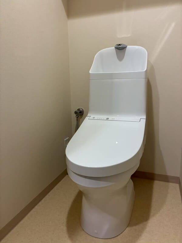 神奈川県横浜市_トイレ交換_施工後