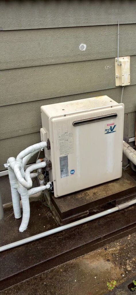 神奈川県横浜市_お風呂給湯交換_施工前