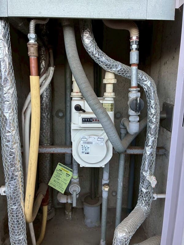 神奈川県横浜市_給湯器交換_施工前