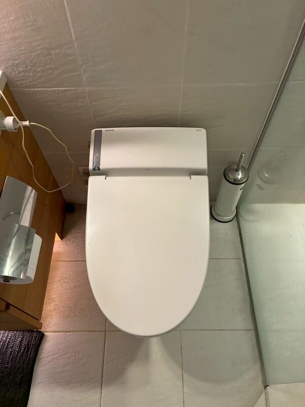 神奈川県横浜市_トイレリフォーム_施工前_20251023