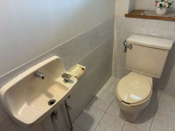 神奈川県横浜市_トイレリフォーム_施工前