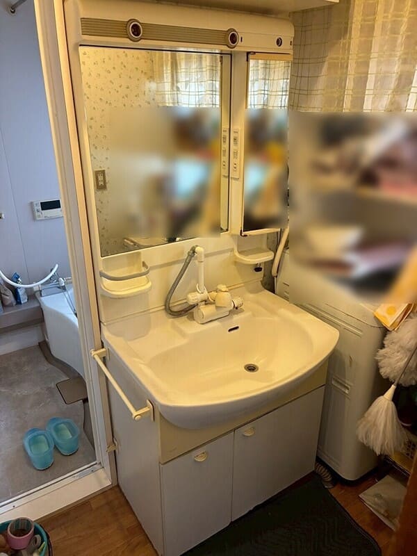 神奈川県横浜市_洗面台交換_施工前
