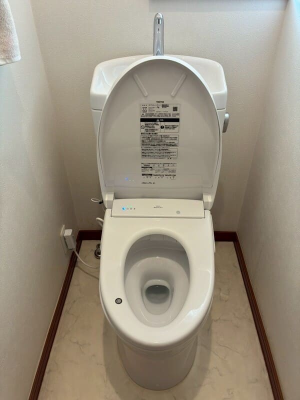 神奈川県大和市_トイレ本体交換_施工後
