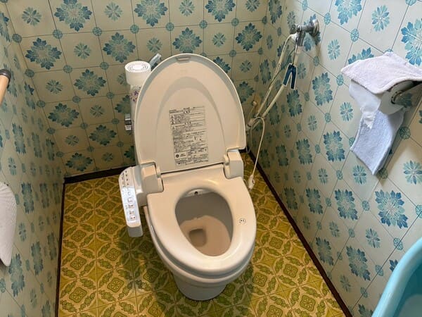 神奈川県横浜市_トイレ本体交換_施工前