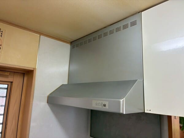 神奈川県横浜市_レンジフード交換_施工前