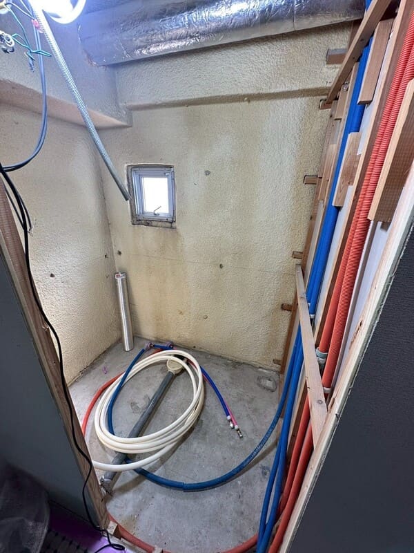 神奈川県横浜市_システムバス_施工中