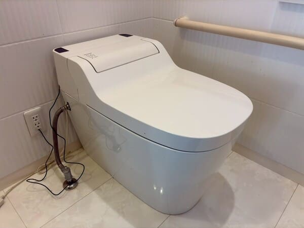 神奈川県横浜市_トイレ本体交換_施工前