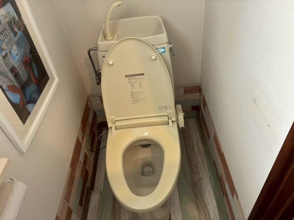 神奈川県横浜市_トイレ交換1F_施工前