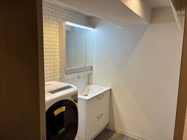 神奈川県横浜市_洗面台交換_施工後