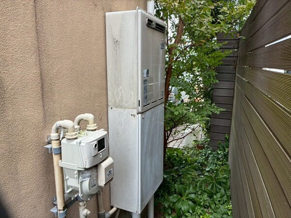 神奈川県横浜市_給湯器交換_施工前