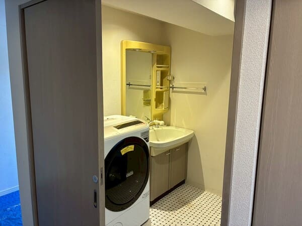 神奈川県横浜市_洗面台交換_施工前