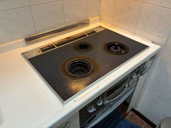 神奈川県横浜市_レンジ交換_施工前