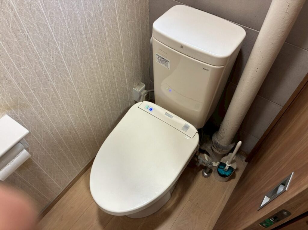 神奈川県横浜市_トイレ本体交換_施工前