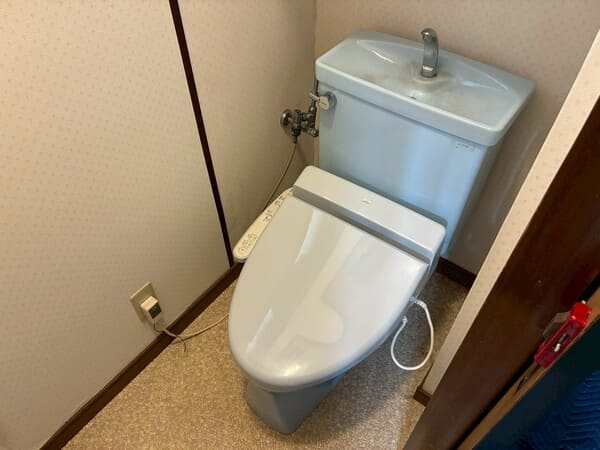 神奈川県横浜市_トイレ本体交換_施工前