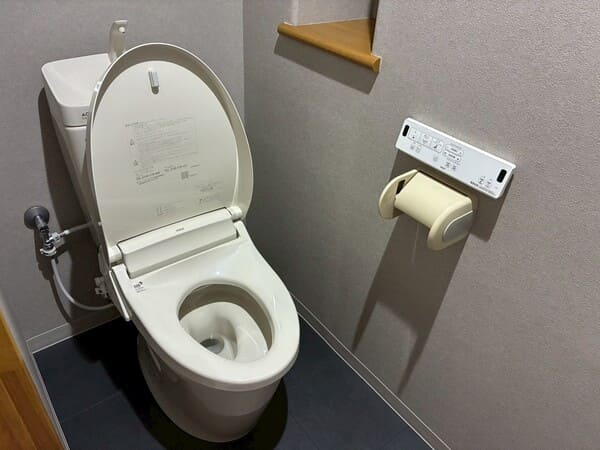 神奈川県横浜市_トイレ交換_施工後