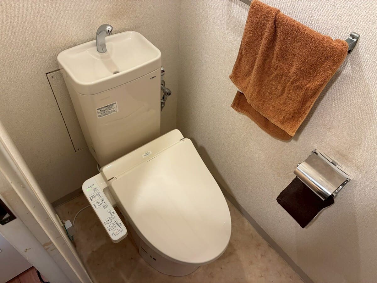 神奈川県横浜市_トイレ本体交換
