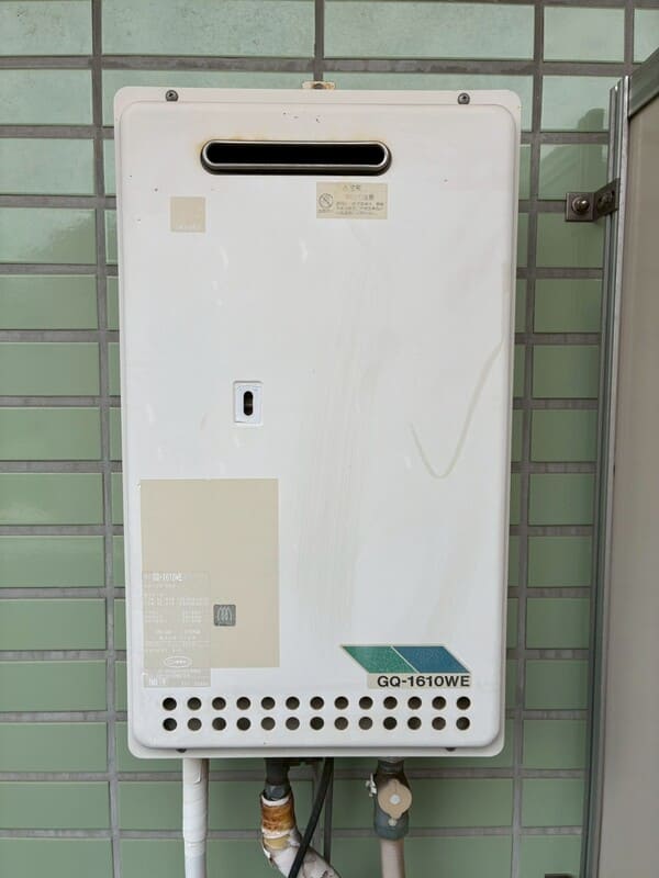 神奈川県横浜市_給湯器交換_施工前