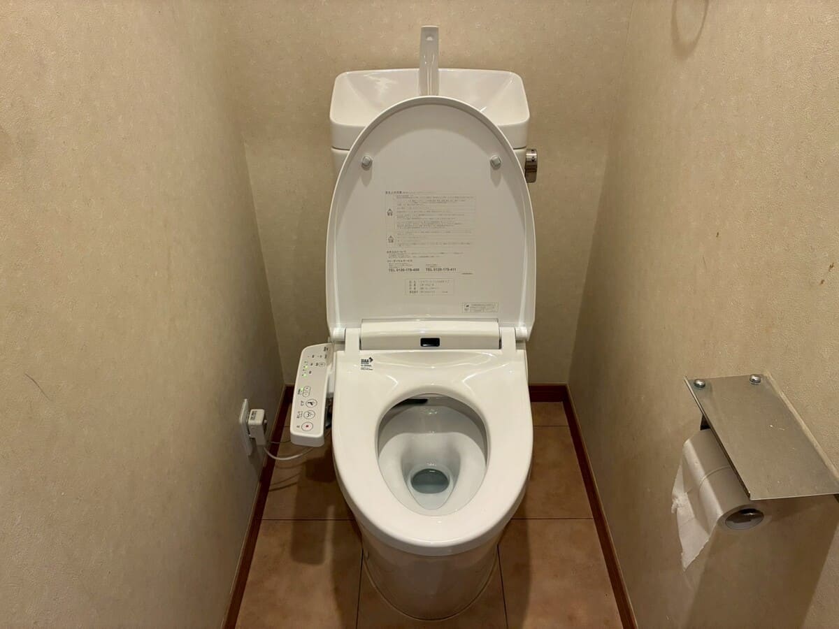 神奈川県横浜市_トイレ本体交換