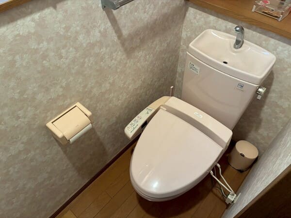 神奈川県横浜市_トイレ交換1_施工前