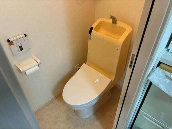 神奈川県横浜市_トイレ交換_施工前